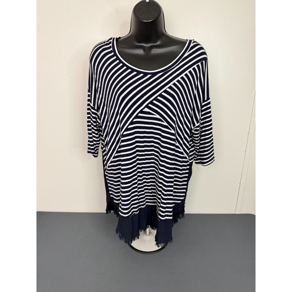 Umgee Tops - Umgee Blouse Shirt Top Women Small 3/4 Sleeve Pullover White Blue Stripe